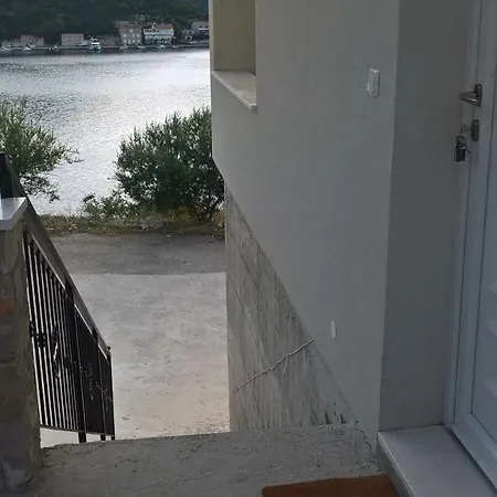 Zaklopatica Apartment