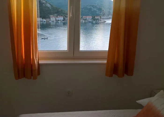 Zaklopatica Apartment Lastovo