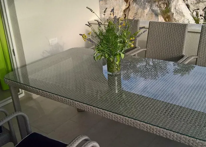 Zaklopatica Apartment Lastovo