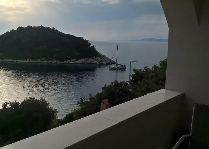 Zaklopatica Apartment