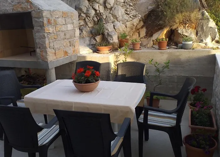 Apartment Zaklopatica Lastovo