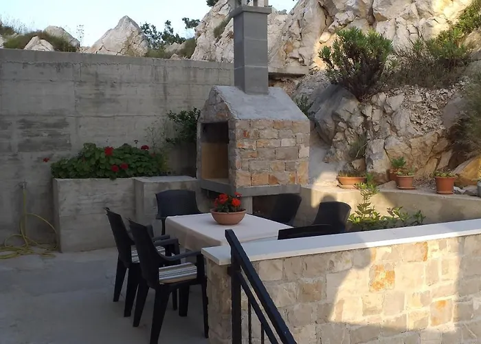 Apartment Zaklopatica